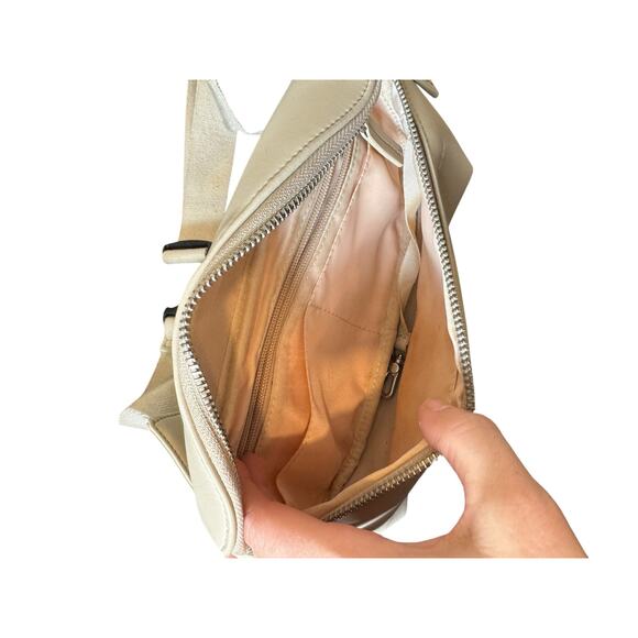 MONOS The Metro Sling Bag Ivory Vegan Leather Crossbody Fanny Pack Belt Bag EUC - Picture 5 of 10